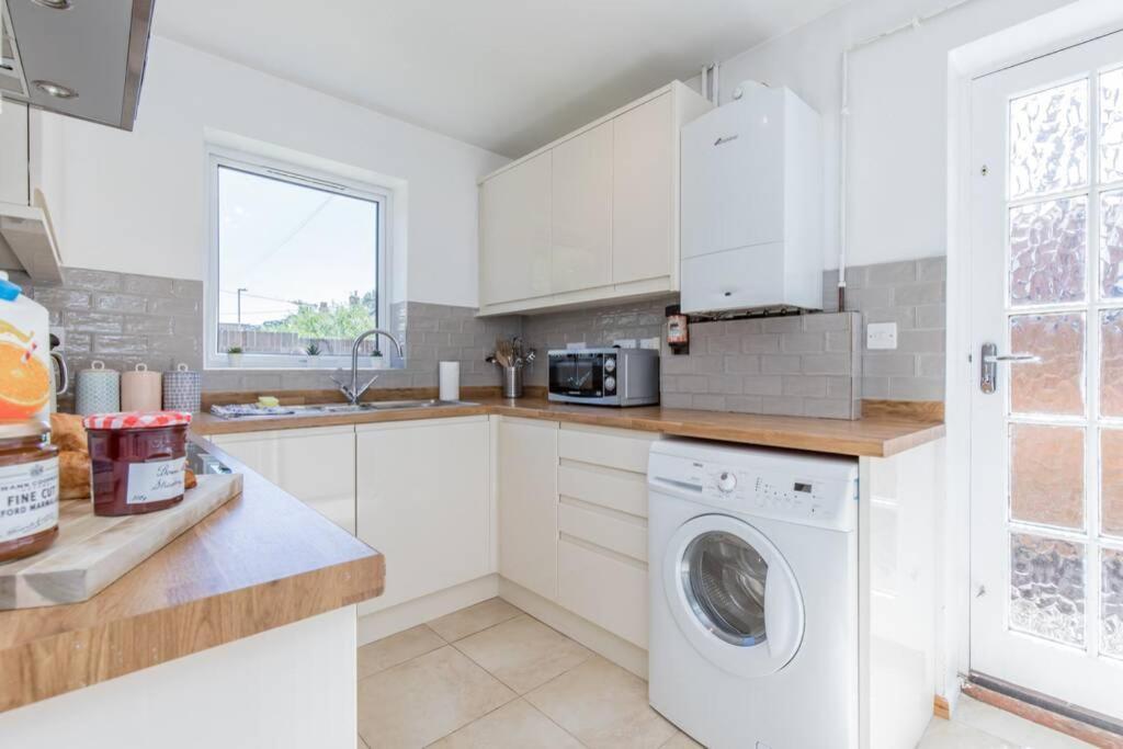 Stylish Townhouse In The Heart Of Summertown Oxford Ngoại thất bức ảnh